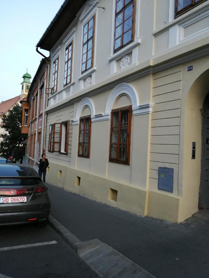 Christa Central 1 Sibiu Exterior foto